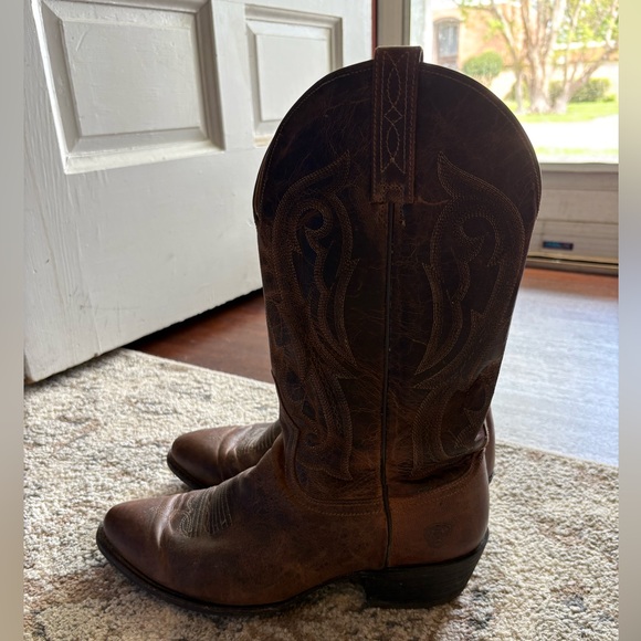 Ariat Brown Leather Cowboy Boots - Picture 4 of 11